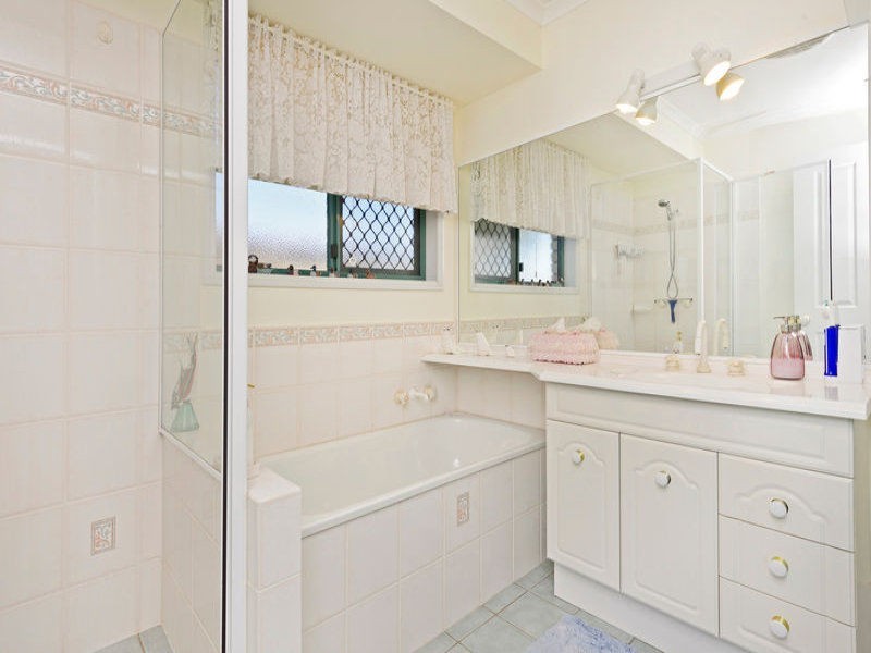 27 Bangalow, Steiglitz QLD 4207