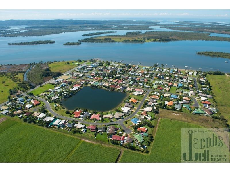 46 BANGALOW DRIVE, Steiglitz QLD 4207