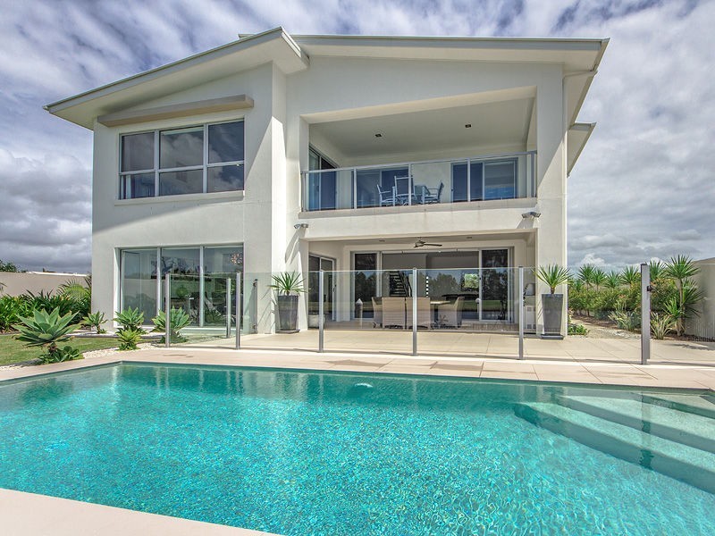 71 Marina Parade, Jacobs Well QLD 4208