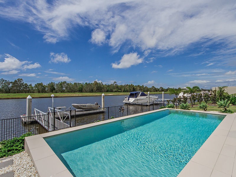 71 Marina Parade, Jacobs Well QLD 4208