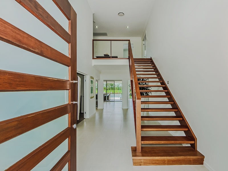 71 Marina Parade, Jacobs Well QLD 4208