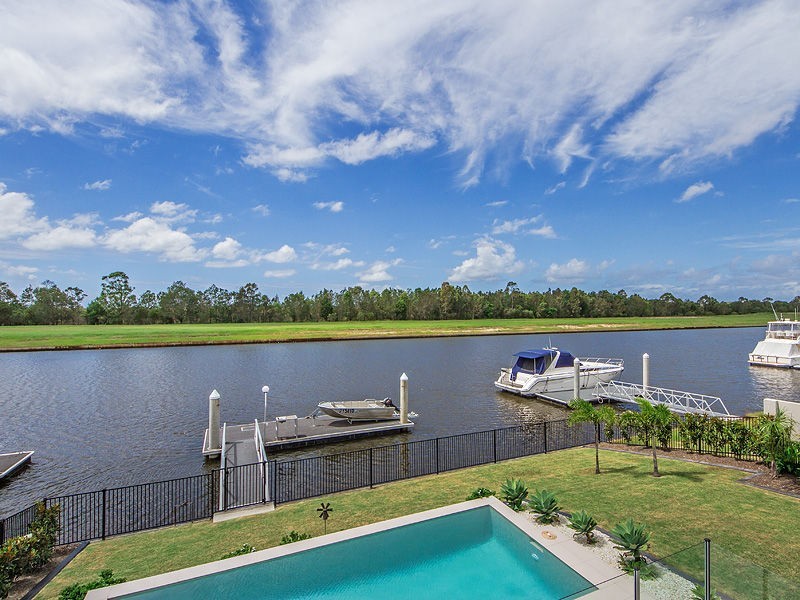 71 Marina Parade, Jacobs Well QLD 4208