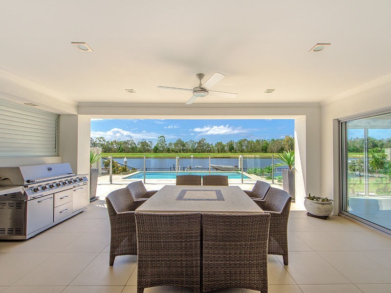 71 Marina Parade, Jacobs Well QLD 4208