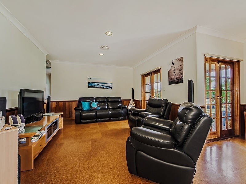 39 Hibiscus Street, Steiglitz QLD 4207