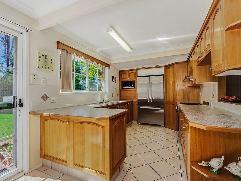 15 CaneFarm Road, Alberton QLD 4207