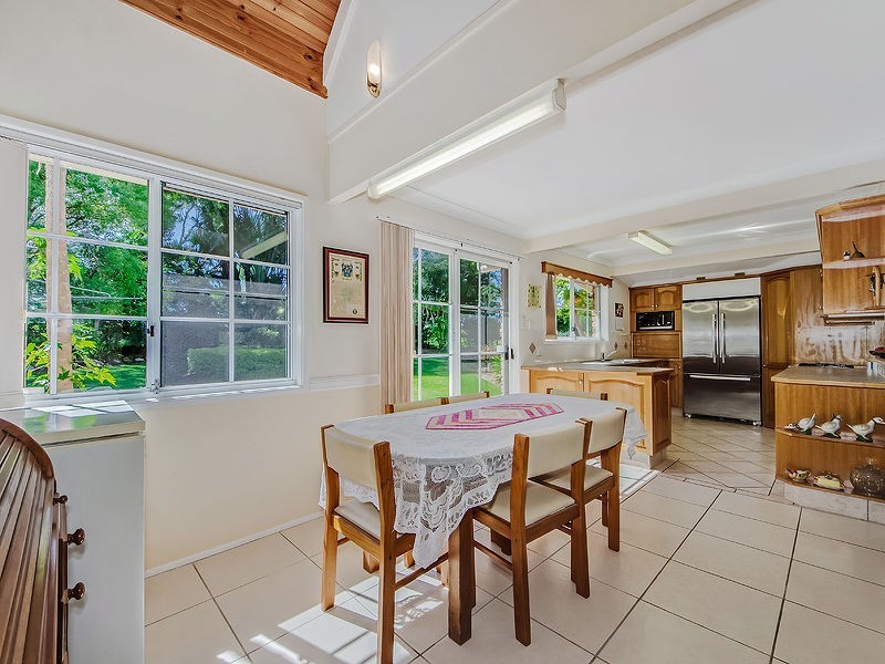 15 CaneFarm Road, Alberton QLD 4207