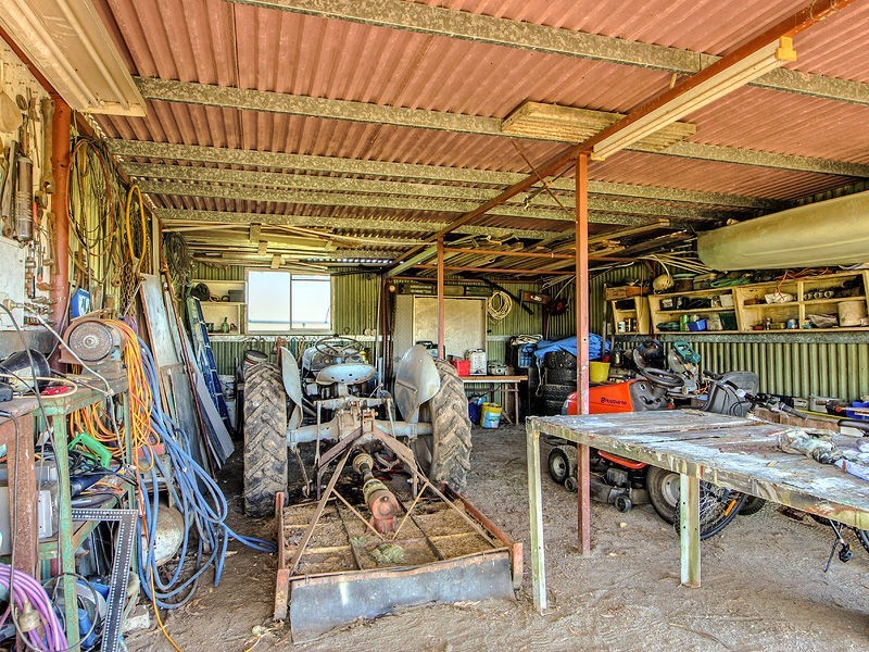 15 CaneFarm Road, Alberton QLD 4207