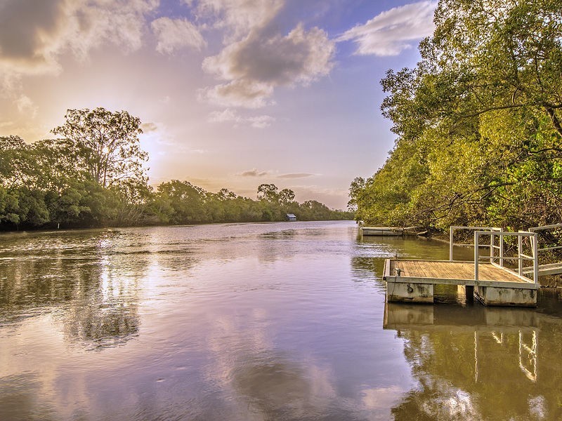 15 CaneFarm Road, Alberton QLD 4207