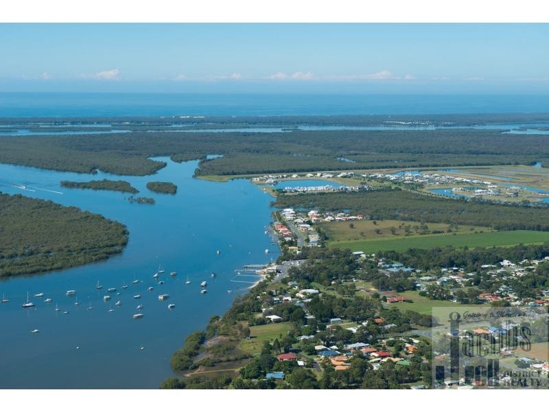 14 Samuel Court, Jacobs Well QLD 4208