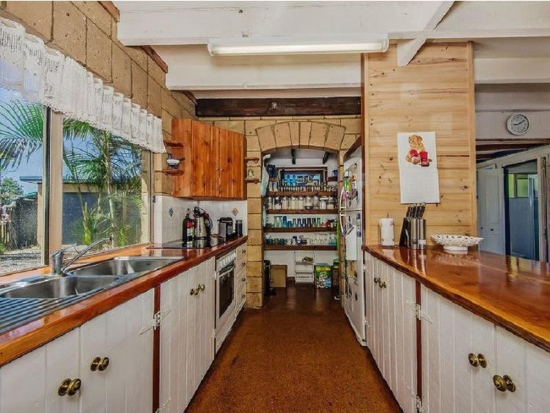 4 Seabrae Street, Steiglitz QLD 4207