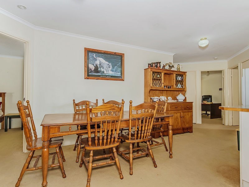 3 Banka Avenue, Jacobs Well QLD 4208