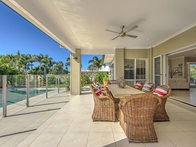 14 Marina Parade, Jacobs Well QLD 4208
