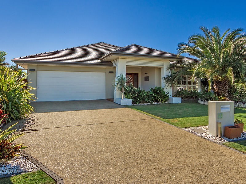 14 Marina Parade, Jacobs Well QLD 4208