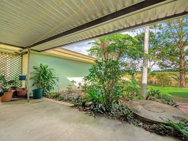 13 Esplanade, Jacobs Well QLD 4208