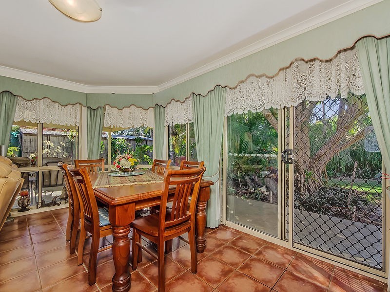 12 KAREN Street, Jacobs Well QLD 4208