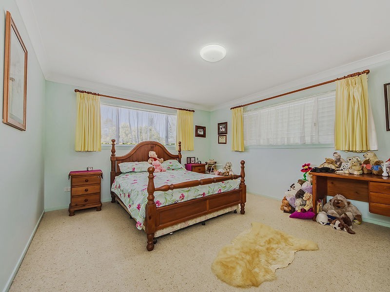 52 Cormorant Crescent, Jacobs Well QLD 4208