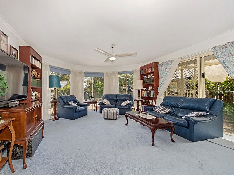 17 Bangalow Drive, Steiglitz QLD 4207