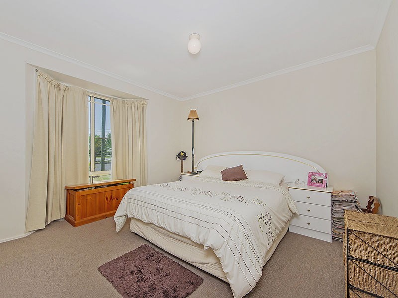 4 Madagascar Place, Steiglitz QLD 4207