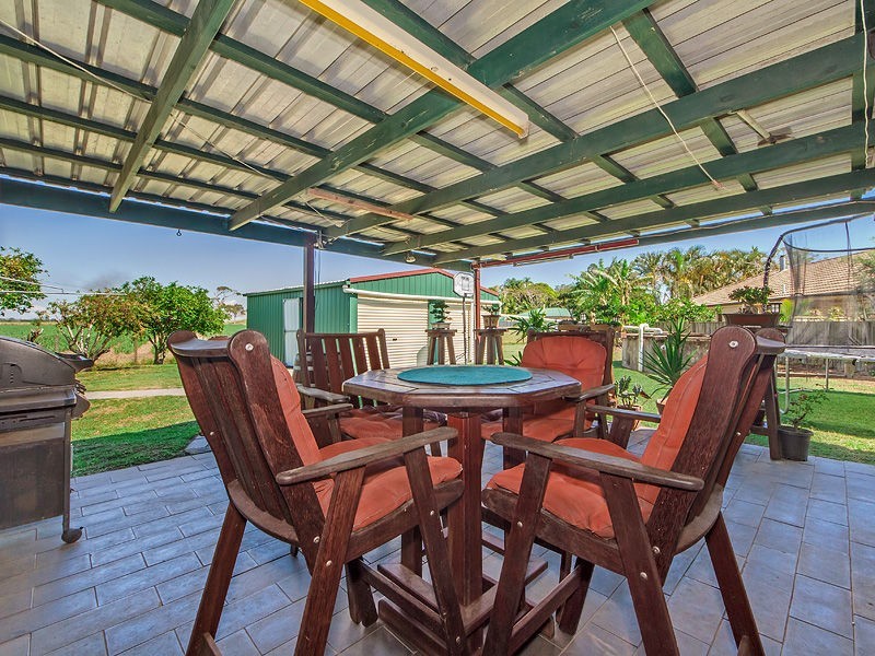 4 Madagascar Place, Steiglitz QLD 4207