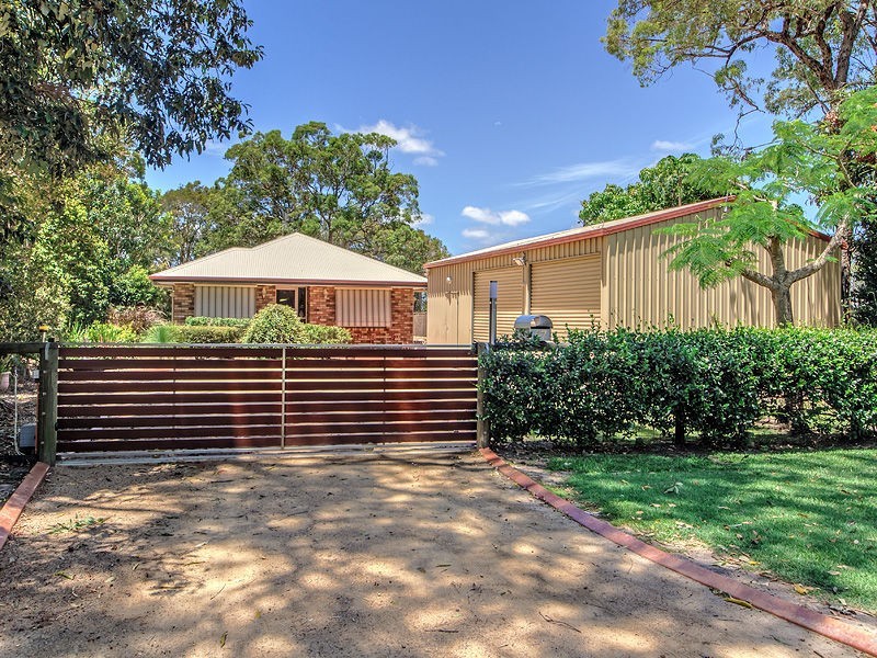 27 Cormorant Crescent, Jacobs Well QLD 4208