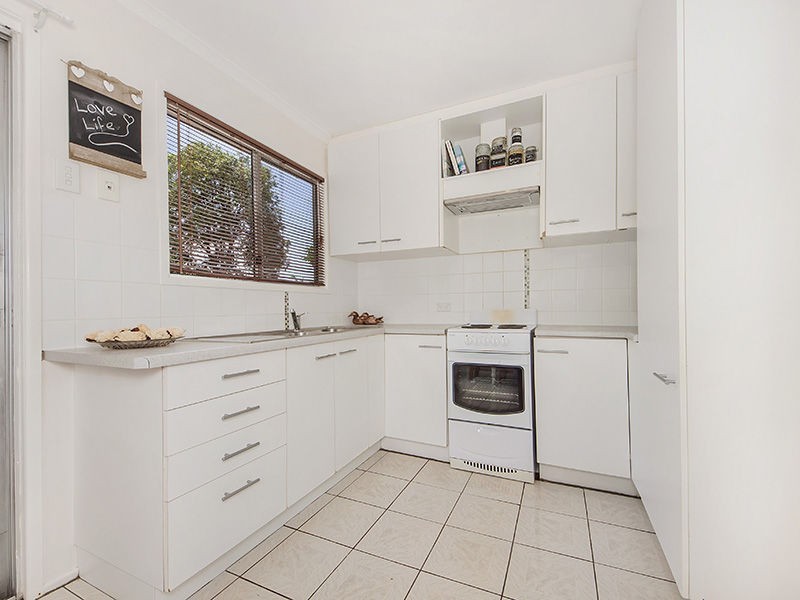 31 Karen Street, Jacobs Well QLD 4208