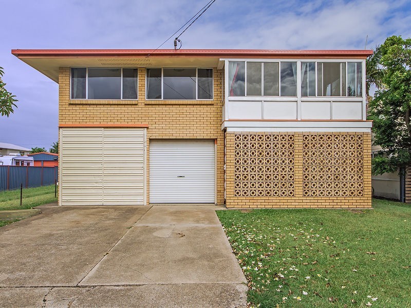 15 WARANA Avenue, Steiglitz QLD 4207