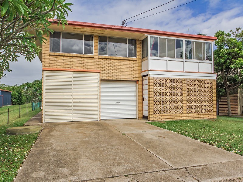 15 WARANA Avenue, Steiglitz QLD 4207