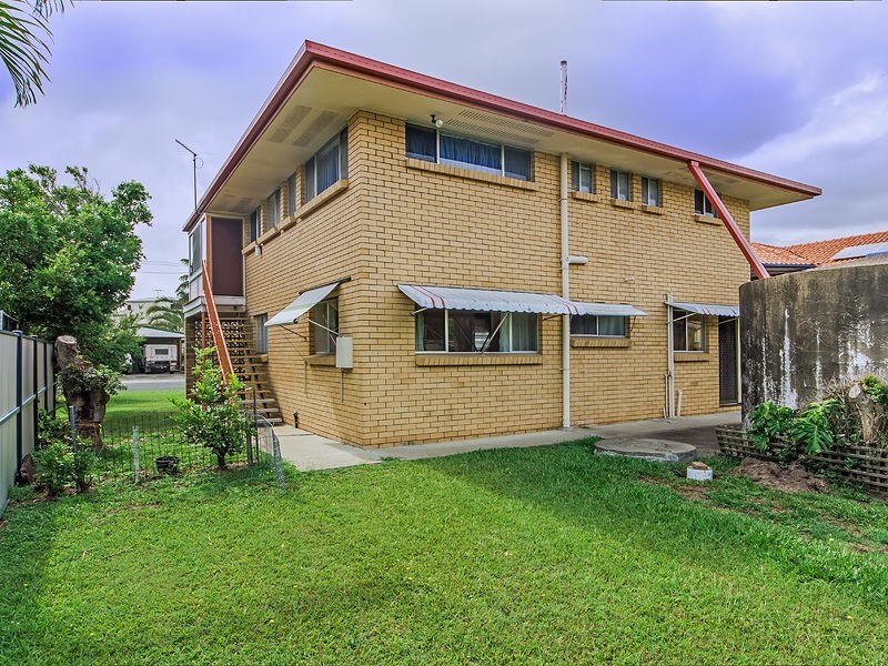 15 WARANA Avenue, Steiglitz QLD 4207