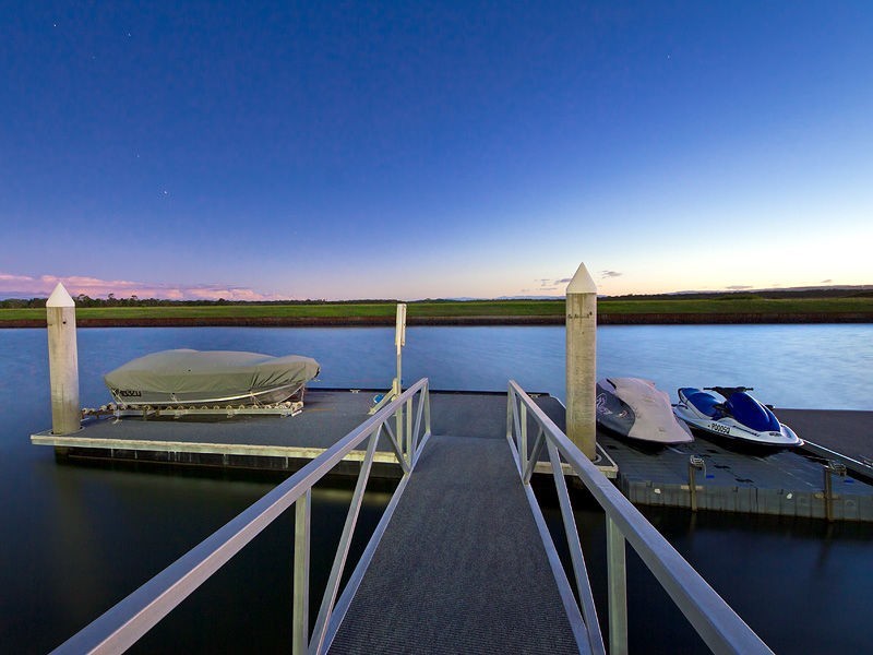 25 Windward Place, Jacobs Well QLD 4208