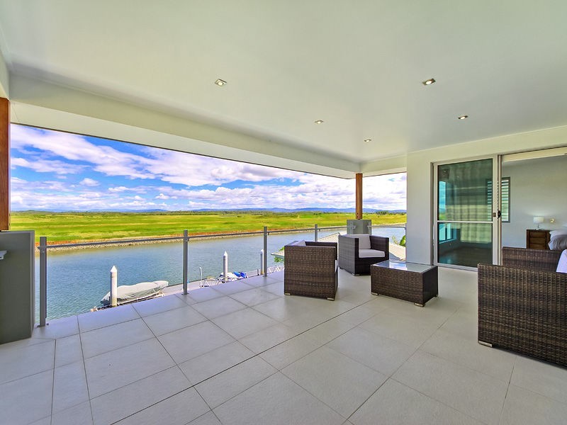 25 Windward Place, Jacobs Well QLD 4208