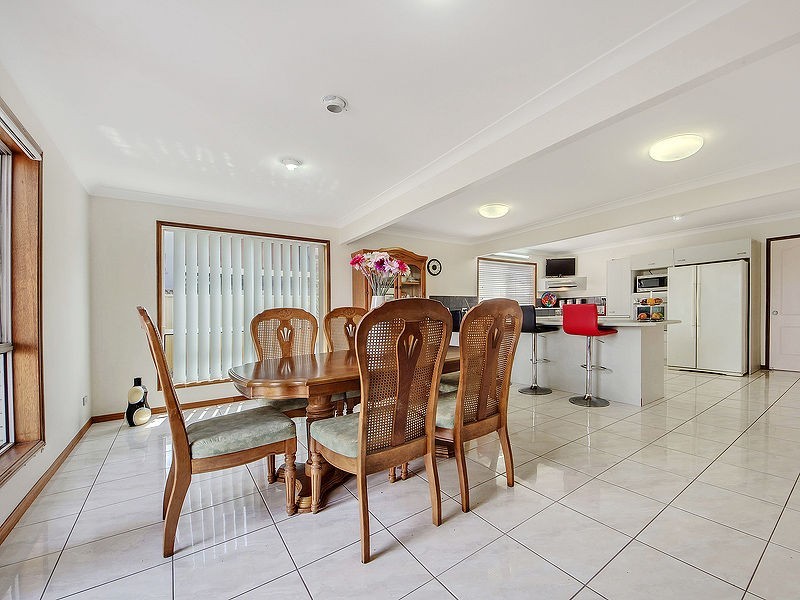 35 Esplanade, Jacobs Well QLD 4208