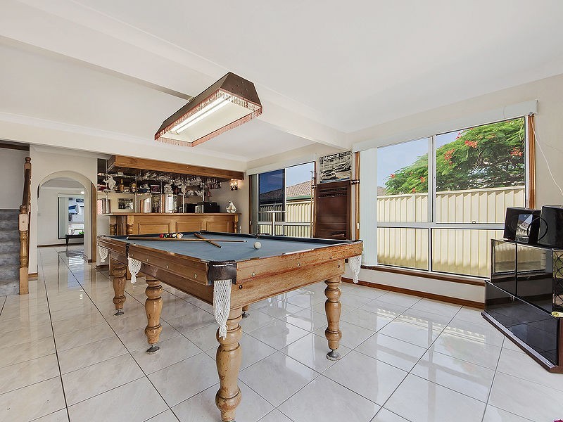 35 Esplanade, Jacobs Well QLD 4208
