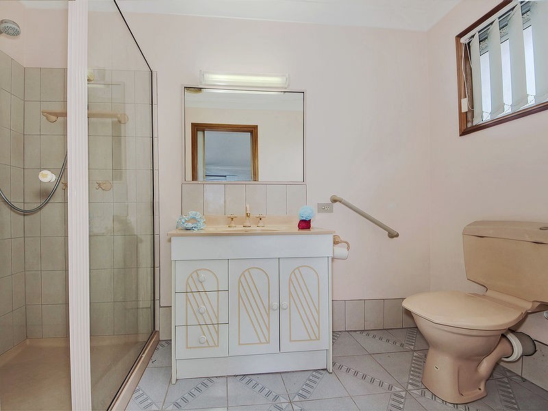 35 Esplanade, Jacobs Well QLD 4208