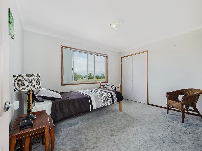 35 Esplanade, Jacobs Well QLD 4208