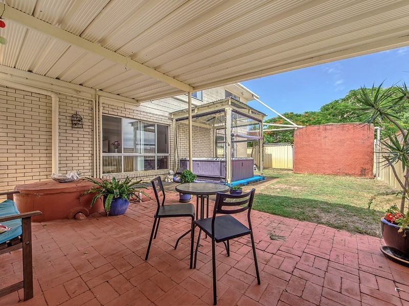 35 Esplanade, Jacobs Well QLD 4208