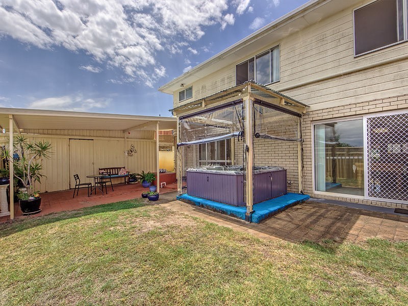 35 Esplanade, Jacobs Well QLD 4208