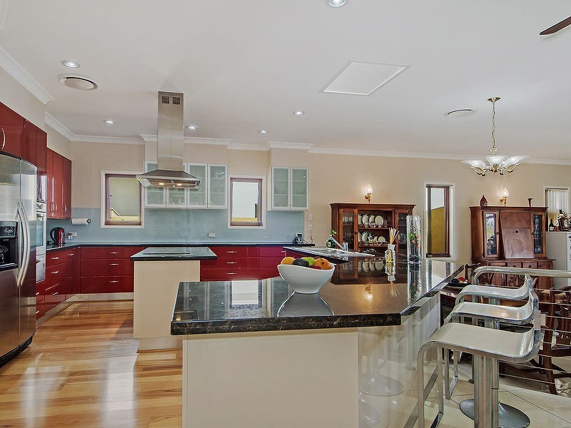 9 Marina Parade, Calypso Bay, Jacobs Well QLD 4208