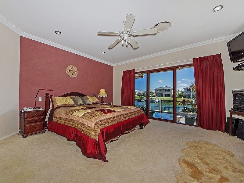 9 Marina Parade, Calypso Bay, Jacobs Well QLD 4208