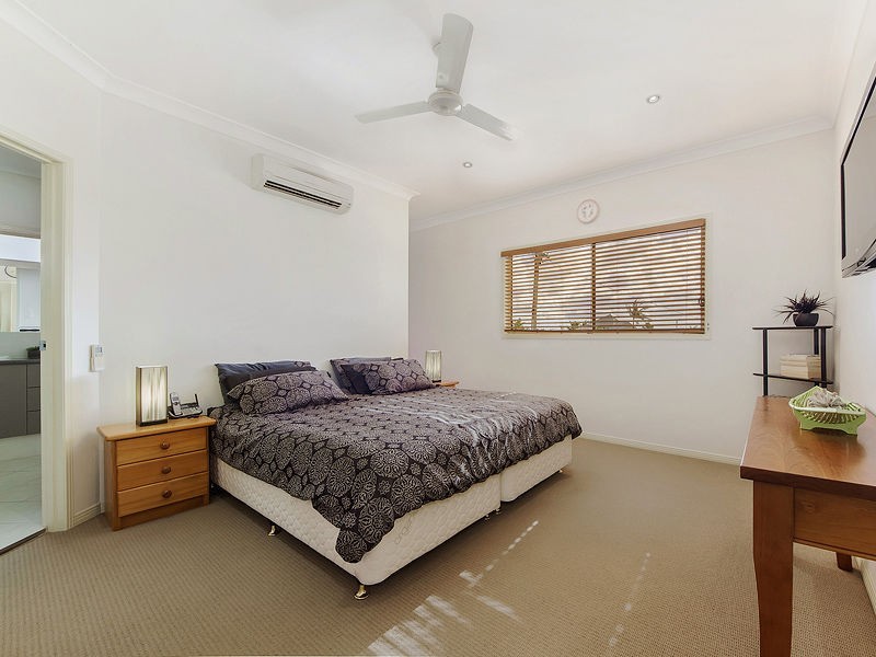 24 Hibiscus Street, Steiglitz QLD 4207
