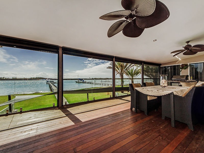 26 Warana Avenue, Steiglitz QLD 4207
