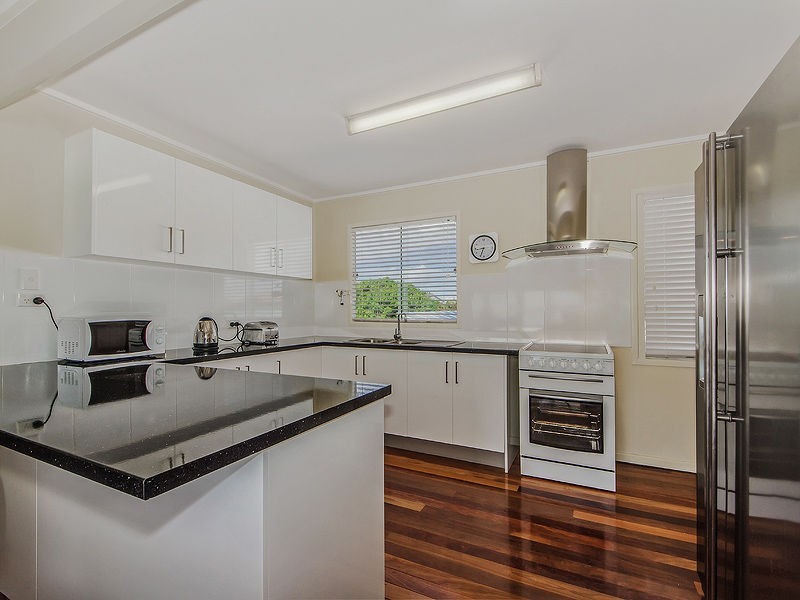 26 Warana Avenue, Steiglitz QLD 4207