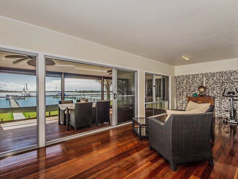 26 Warana Avenue, Steiglitz QLD 4207