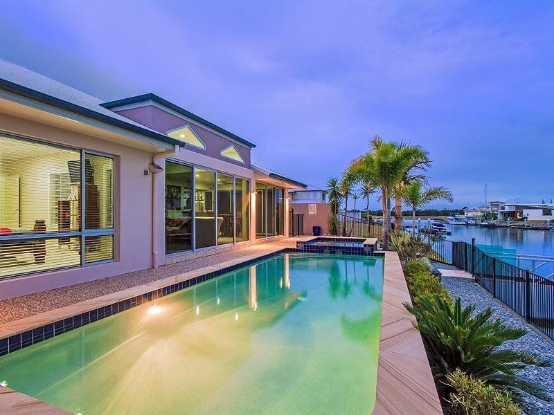 15 Marina Parade, Calypso Bay, Jacobs Well QLD 4208