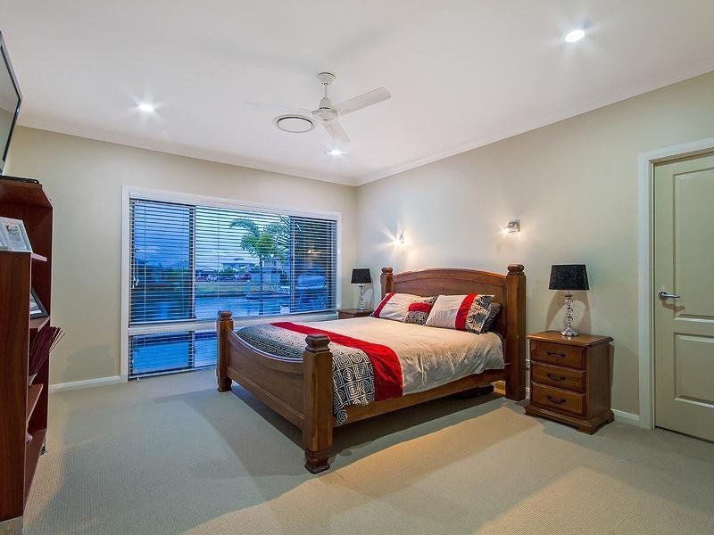 15 Marina Parade, Calypso Bay, Jacobs Well QLD 4208