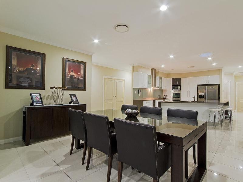 15 Marina Parade, Calypso Bay, Jacobs Well QLD 4208