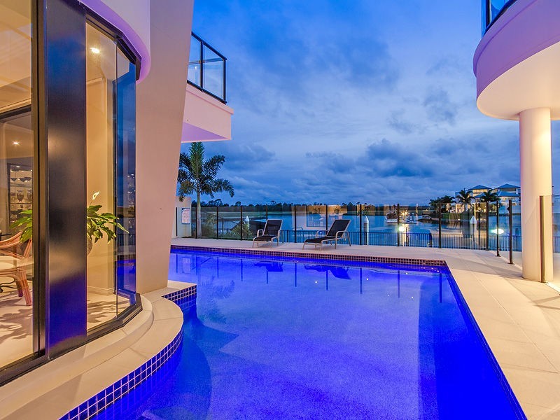 37 Marina Parade, Calypso Bay, Jacobs Well QLD 4208