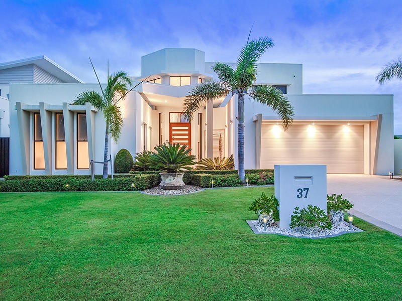 37 Marina Parade, Calypso Bay, Jacobs Well QLD 4208 Jacobs Well