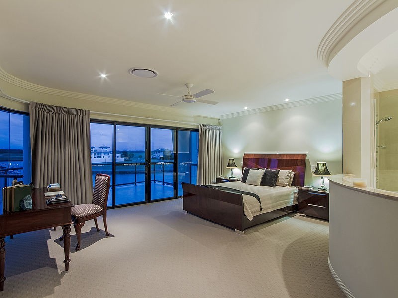 37 Marina Parade, Calypso Bay, Jacobs Well QLD 4208
