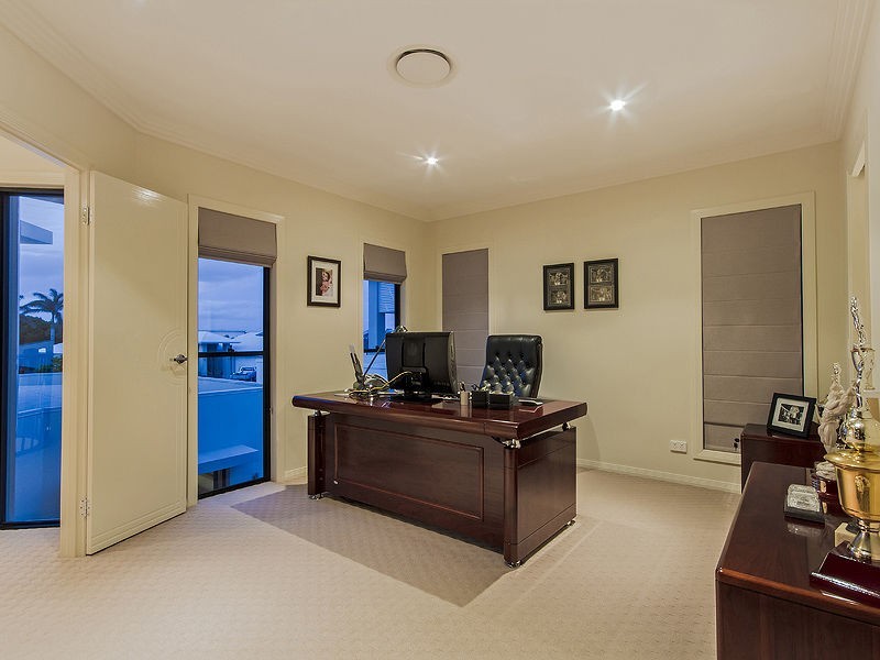 37 Marina Parade, Calypso Bay, Jacobs Well QLD 4208