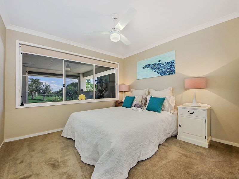 38 Marina Parade, Calypso Bay, Jacobs Well QLD 4208